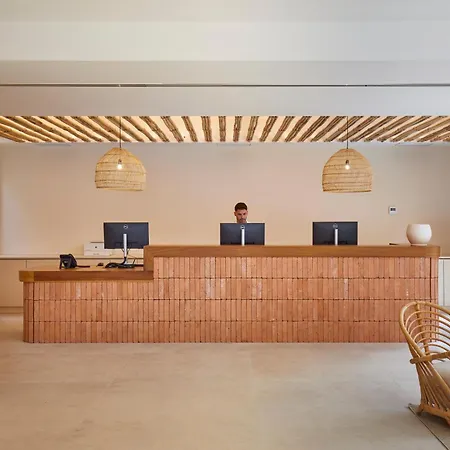 Cala Pola * טוסה דה מאר