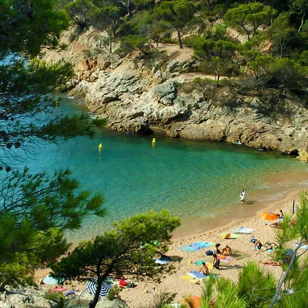 Cala Pola * Τόσα ντε Μαρ